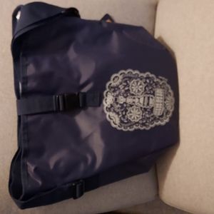 Cooler/messeger bag.